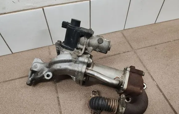 Nissan Note (E11) EGR valve 8200545260 8200550348 8200282949