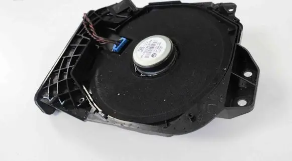 BMW 4 F32 F33 Subwoofer speaker 9210147
