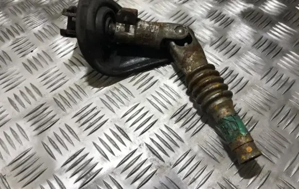 Steering column universal joint