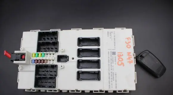 BMW 3 F30 F35 F31 Comfort/convenience module 9290804 51930AF07 1211765900