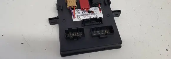 Audi A6 S6 C6 4F Comfort/convenience module 4F0907279 F005V00384 4F0910279