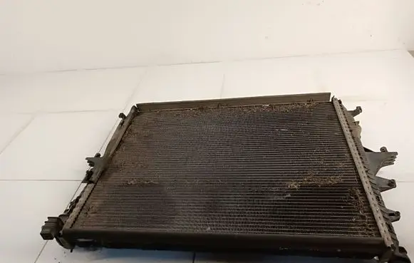 Audi Q7 4L Coolant radiator 7L6121253B E1471