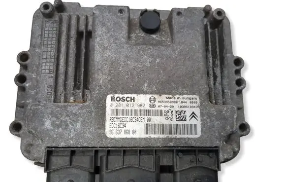 Peugeot Expert Engine control unit/module 0281012982 9653958980 9663786880