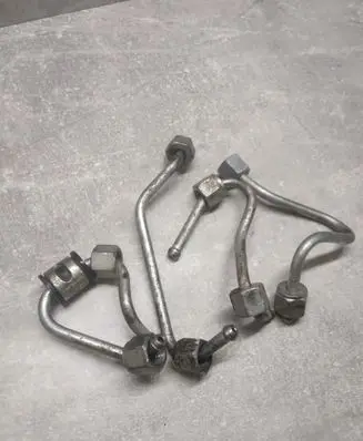 Ford Mondeo MK IV Fuel injector supply line/pipe 