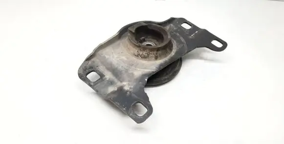 Volvo V50 Engine mount bracket 5N517M121KB