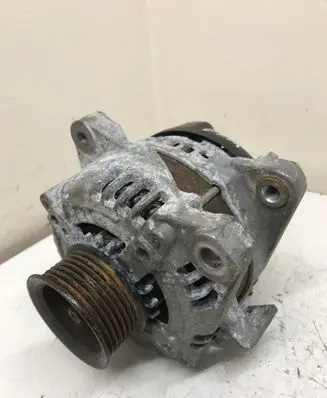 Toyota RAV 4 (XA30) Generator/alternator