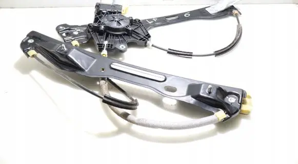 Ford Mondeo MK V Front window lifting mechanism without motor