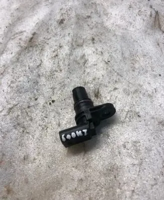 Volkswagen Tiguan Camshaft position sensor 04C907601