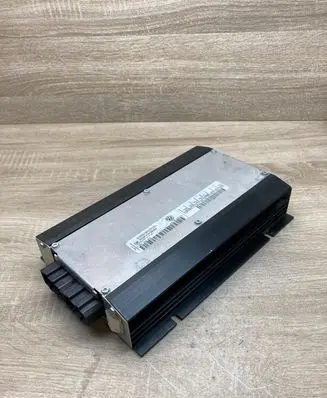 Volkswagen PASSAT B6 Sound amplifier 3C0035456K