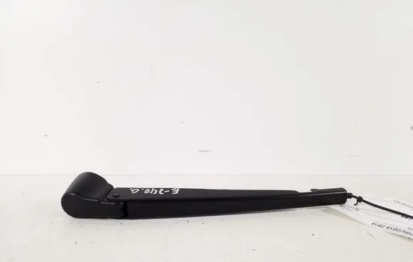 Mercedes-Benz C W205 Rear wiper blade arm A1568200044