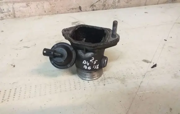 Audi A4 S4 B6 8E 8H Throttle valve 8E0145950C
