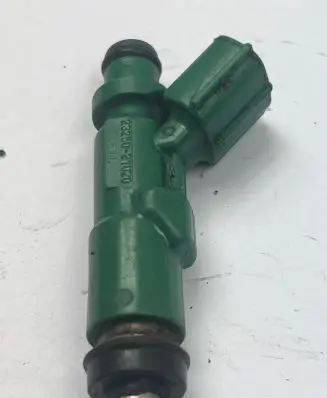 Toyota Prius (XW20) Fuel injector 2325021020