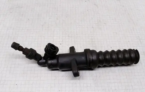 Citroen Xsara Picasso Clutch slave cylinder 