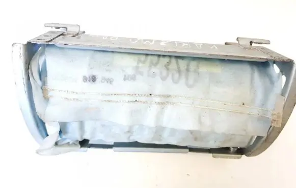 Mitsubishi Carisma Passenger airbag