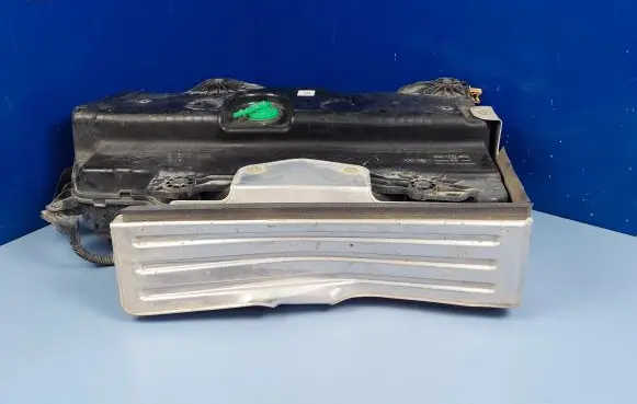 Peugeot Boxer AdBlue liquid reservoir 4106406AB 9824786280 7510379AD