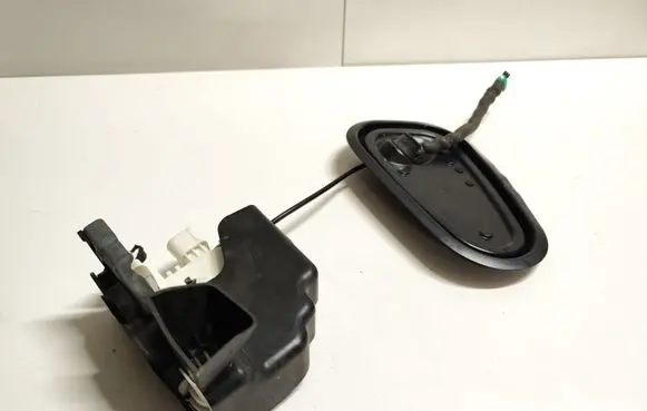 Audi A4 S4 B9 Front door lock 8X1837015C