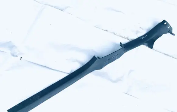 Volkswagen Jetta V Front sill trim cover 1k5853372