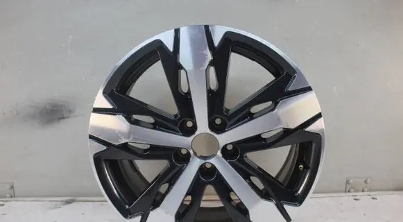 Peugeot 3008 II R18 alloy rim 9811635077