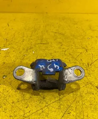 Chevrolet Spark Rear door lower hinge
