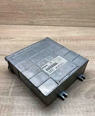 Audi A4 S4 B5 8D Engine control unit/module ECU 8D0907557B 0261203554 555