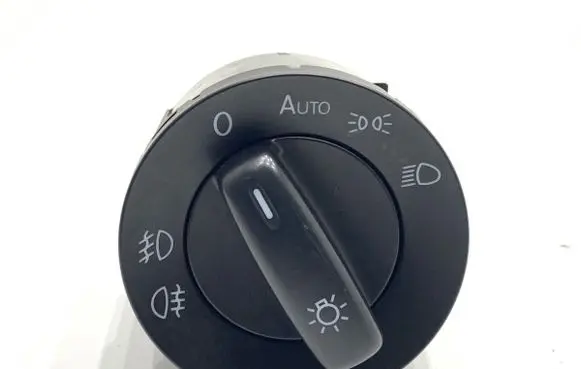 Volkswagen Golf V Other switches/knobs/shifts 1K0941431AS