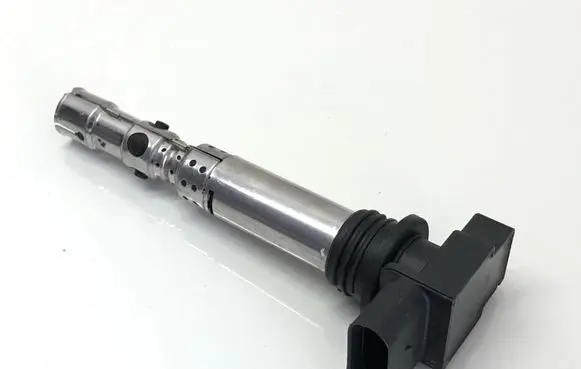 Volkswagen Fox High voltage ignition coil 03D905715A 78321001