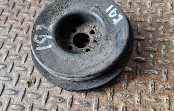 Volkswagen Sharan Crankshaft pulley 028105243K 6A312BA