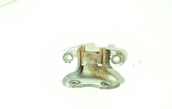 Toyota Yaris Front door lower hinge 
