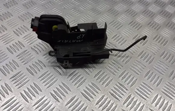 Hyundai Matrix Front door lock