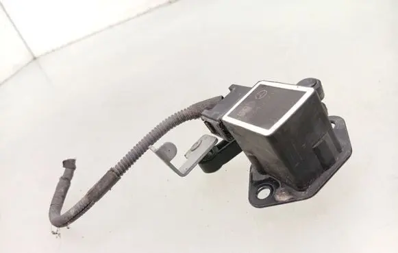 Mercedes-Benz R W251 Air suspension front height level sensor A0105427717 11908