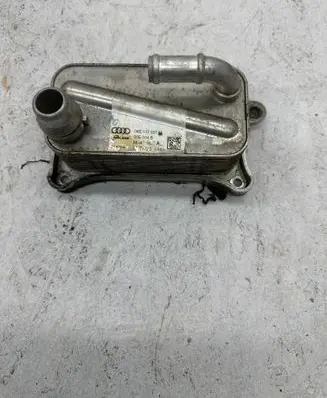 Audi A7 S7 4G Engine oil radiator 06E117021M 8264640 06E504B
