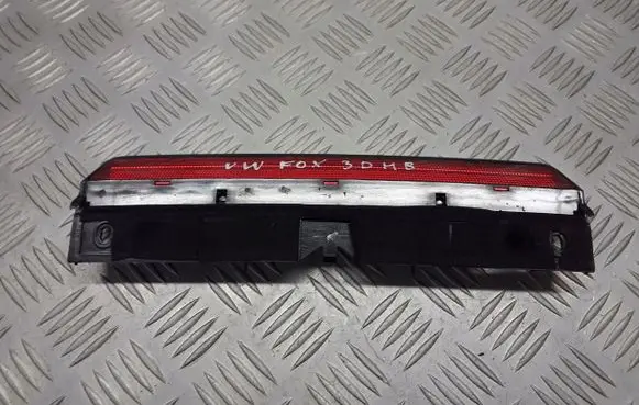 Volkswagen Fox Third/center stoplight 03360040