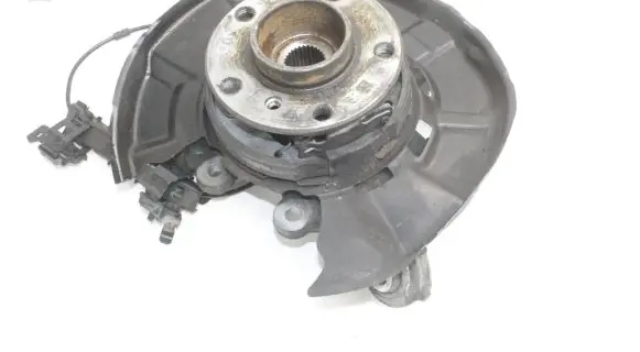 BMW 2 F22 F23 Rear wheel hub