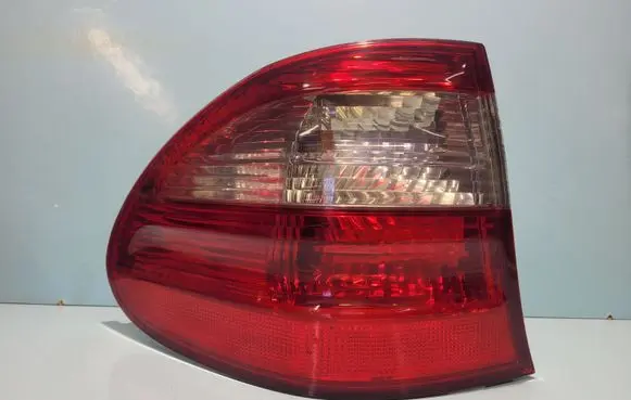 Mercedes-Benz E W211 Rear/tail lights A2118201164