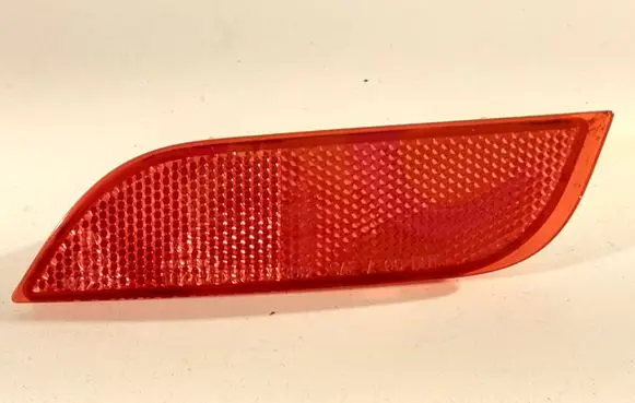 Subaru Legacy Rear tail light reflector 32302L A047588 022536