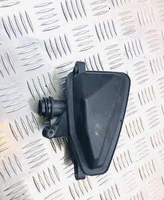 Intake resonator