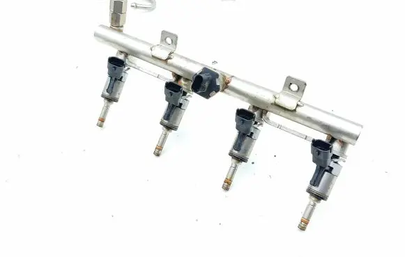 Peugeot 508 II Fuel injectors set 9818760580