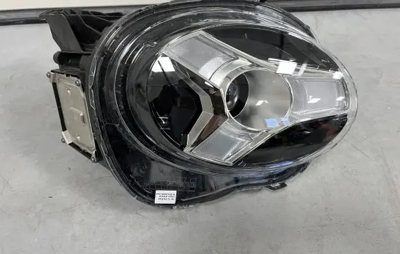 Nissan Juke II F16 Headlight/headlamp 89913236