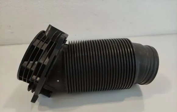 Skoda Superb B6 (3T) Air intake hose/pipe 1K0129684AN