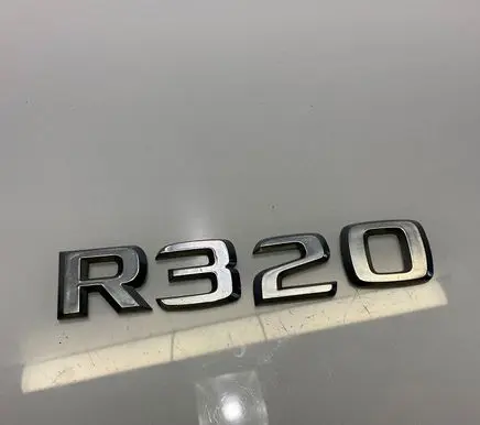 Mercedes-Benz R W251 Manufacturers badge/model letters A2518170115 2518170115