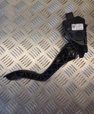Peugeot 308 Accelerator throttle pedal 9681530380 06052008 6PV00908301