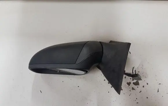 Ford Focus Front door electric wing mirror 212836289