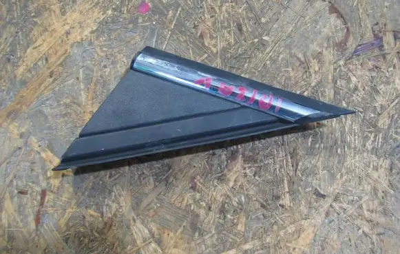 Seat Ibiza V (KJ) Fender end trim 4F0134173G