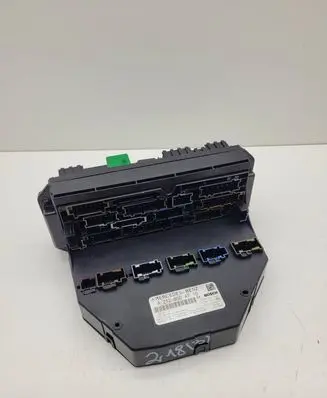 Mercedes-Benz CLS C218 X218 SAM control unit A2129004710