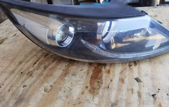 KIA Sportage Headlight/headlamp 921023U310 01130408 UR31A07550
