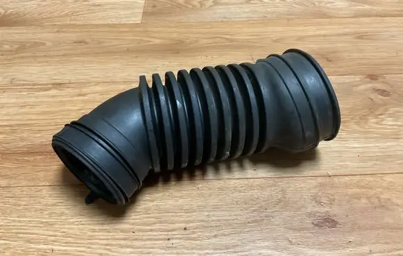 Honda Civic Air intake hose/pipe AFT8