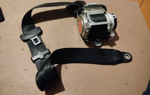 Audi A6 S6 C8 4K Front seatbelt 4K8857706 3G0857737DE 34059177