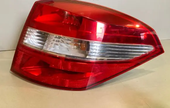 Renault Laguna III Rear/tail lights