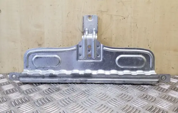 Volvo XC90 Battery bracket 8697005