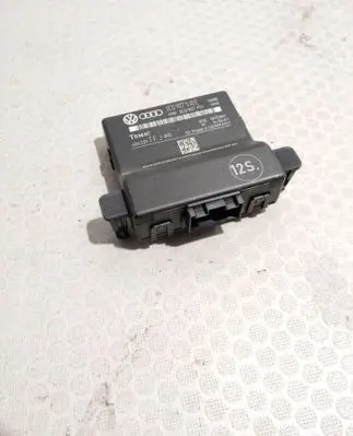 Volkswagen PASSAT B6 Gateway control module 3C0907530E 3C0907951